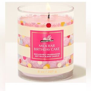 Bath & Body Works Milk Bar
Birthday Cake Single Wick Candle